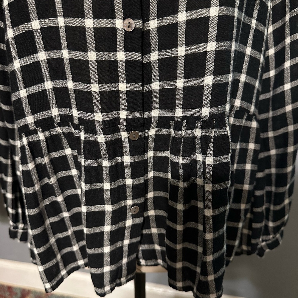 Rails size xs. Black and white  like new. Anthropologie brand - Picture 3 of 4